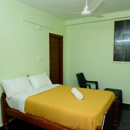Lotus Inn Bangalore Esterno foto