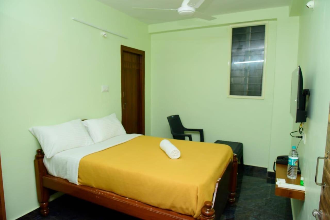 Lotus Inn Bangalore Esterno foto